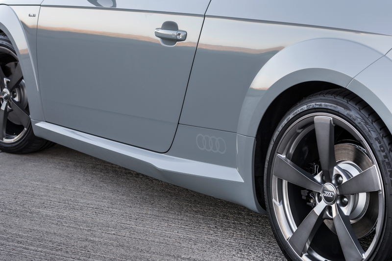 Illustration for article titled The Interior on the New Audi TT 20th Anniversary Edition Is a Stunner
